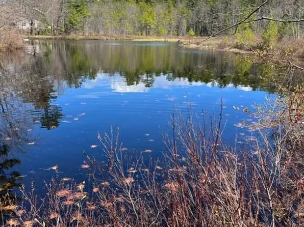 525 Ossipee Trail W, Standish, ME 04084