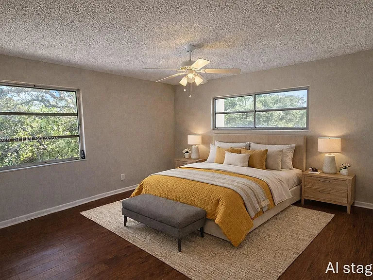 642 NW 13th St #310 — Photo 3