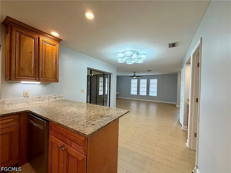 17020 Golfside Cir #104 — Photo 39