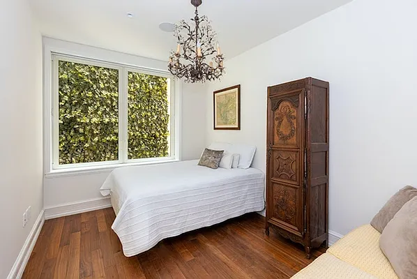 Rented by Brown Harris Stevens | media 14