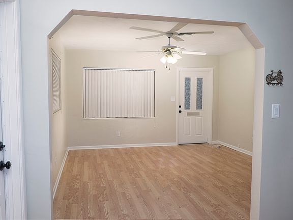 Living/Family Room, from kitchen