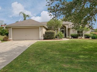 13511 Biscayne Dr, Grand Island, FL 32735