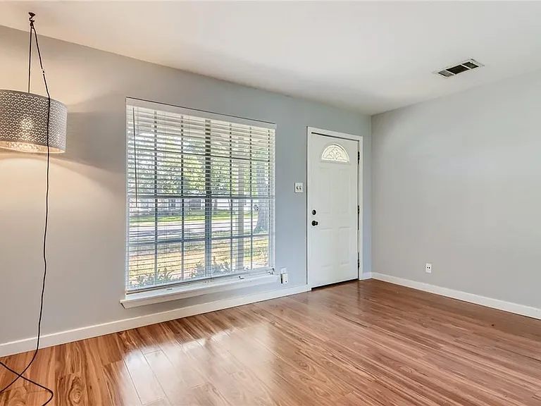 6803 Esther Dr — Photo 2