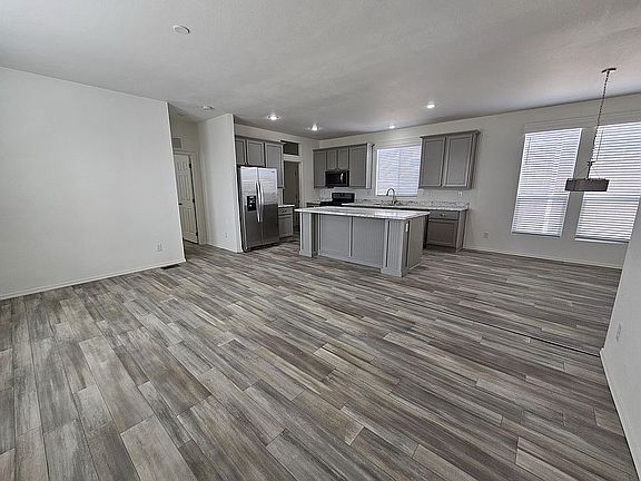 5th image of 7302 W Peoria Ave Lot 48B