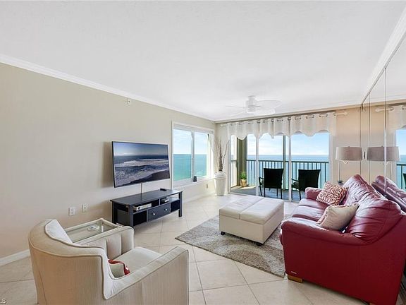 3rd image of 26000 Hickory BLVD #606