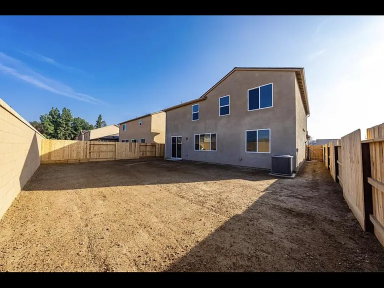 6698 E Adena Ave — Photo 39