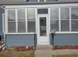2106 Lake St, Omaha, NE 68110