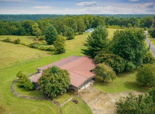 221 Craig Rd, Monterey, TN 38574