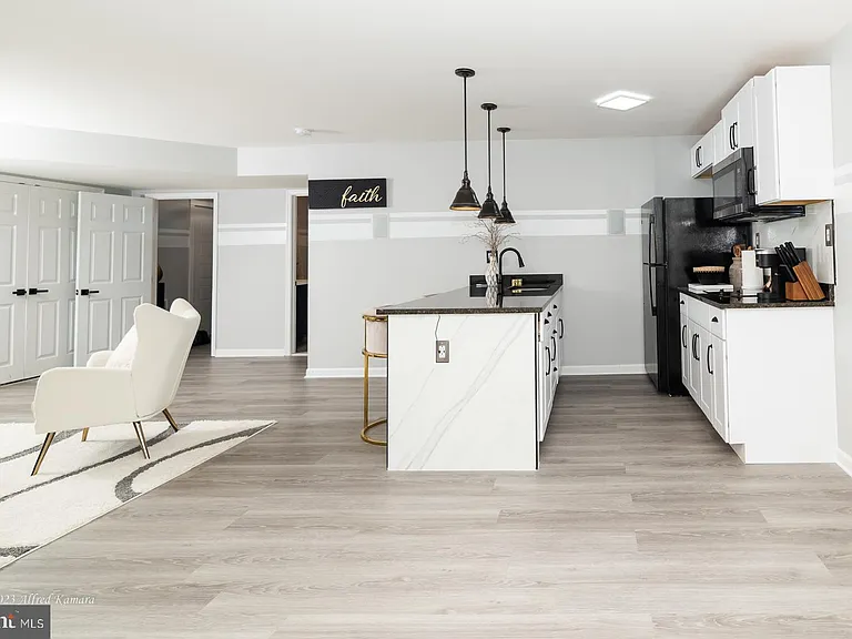 1049 Coriander Ln — Photo 4