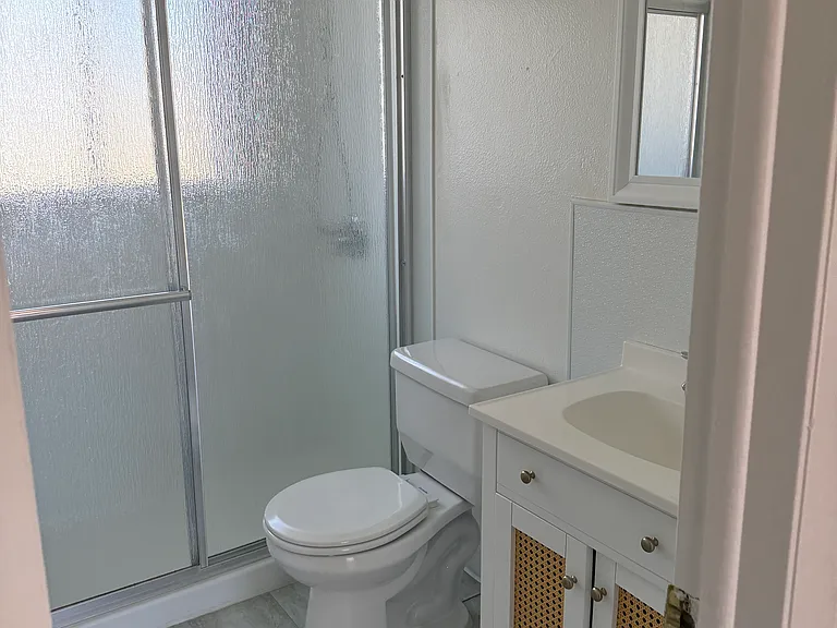 808 E Sherman Ave #808 — Photo 15
