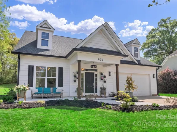 835 Ryans Pl, Fort Mill, SC 29715