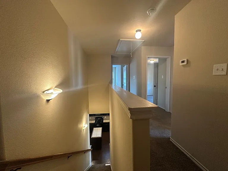 160 Creekside Villa Dr — Photo 12