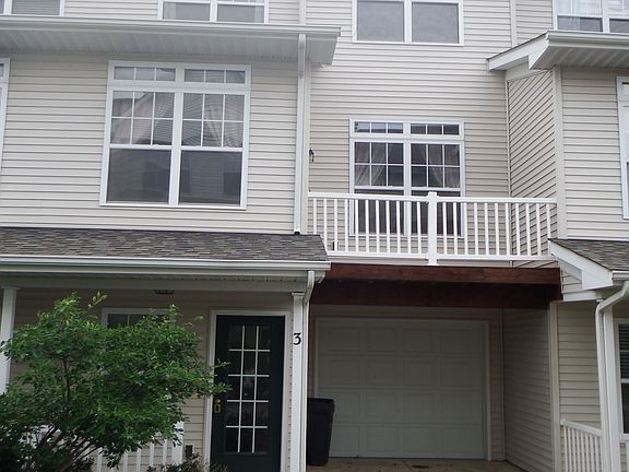 2nd image of 1214 E Chapman Ln #3