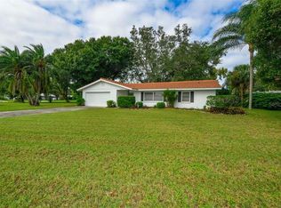 3279 Pine Valley Ln, Sarasota, FL 34239