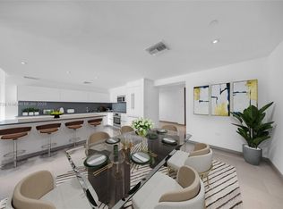 88 SW 7th St APT 1004, Miami, FL 33130