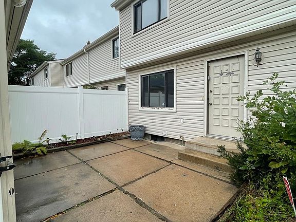 2nd image of 7612 Hampshire Ave N