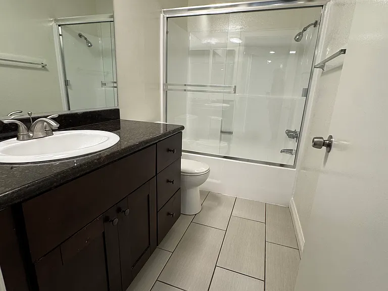 1670 Manning Ave #102 — Photo 6