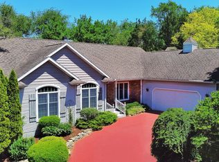 W9168 Bluewaters Pass, Cambridge, WI 53523