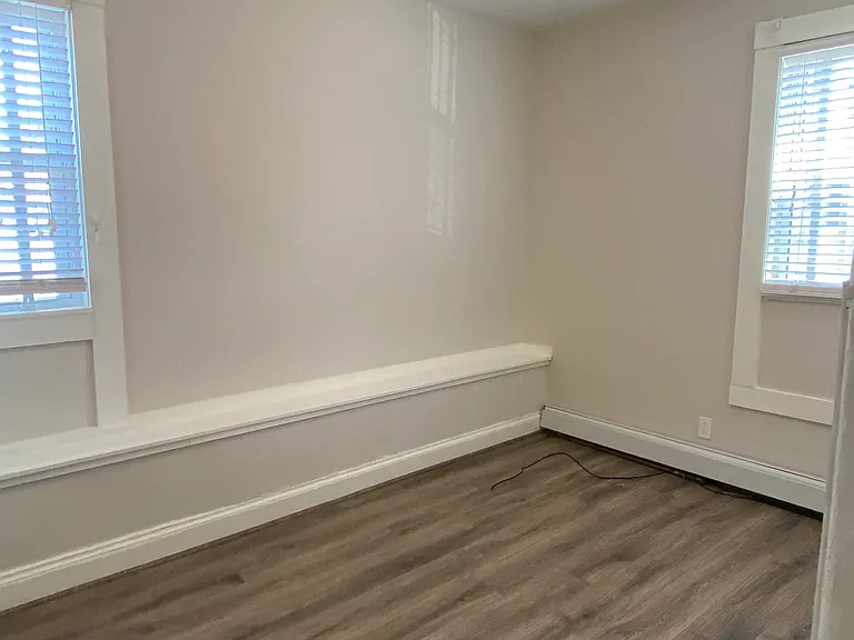 485 Bridge St — Photo 5