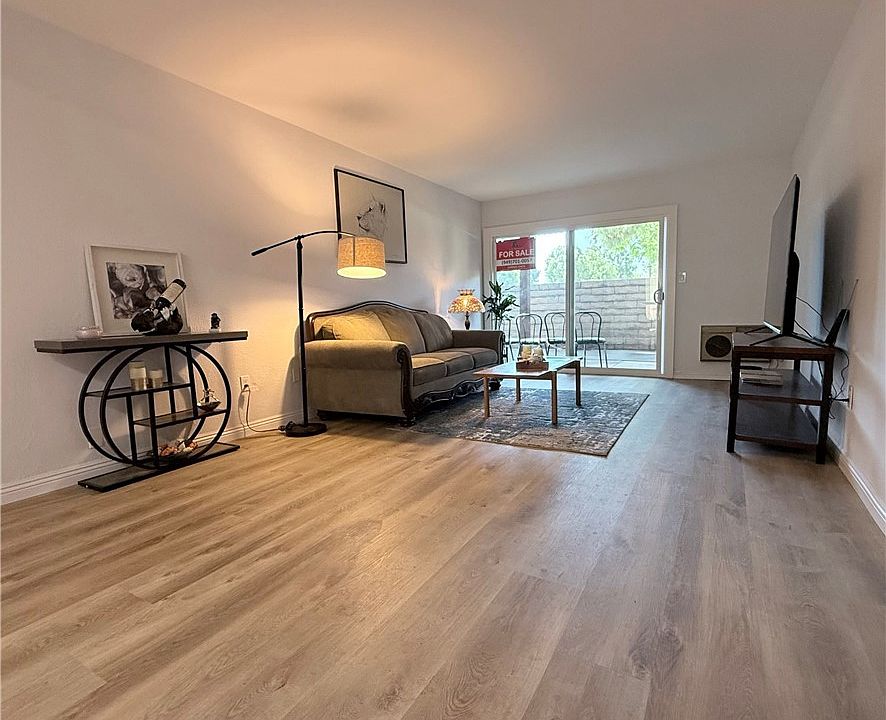 1st image of 1000 W Macarthur Blvd APT 93
