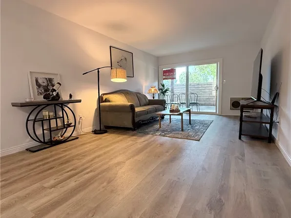 1000 W Macarthur Blvd APT 93, Santa Ana, CA 92707