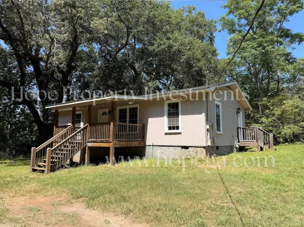 61 Shepard St, Grantville, GA 30220