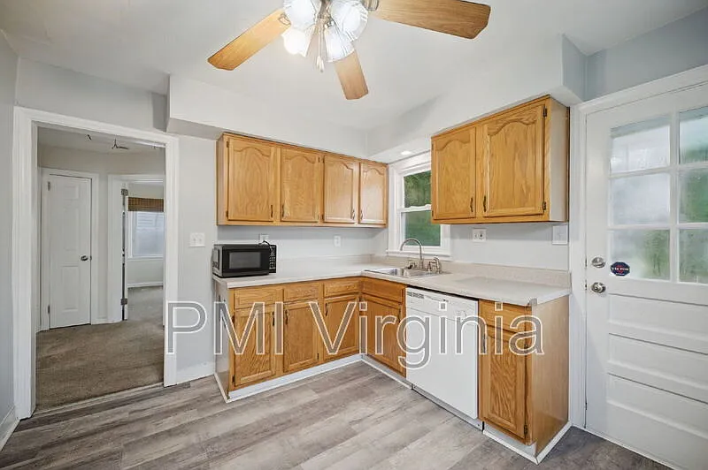 2 bed, 1.0 bath, 720 sqft, $1,450 — Photo 4