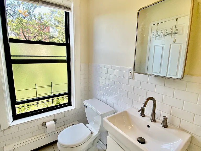 182 Bergen St #3 — Photo 14