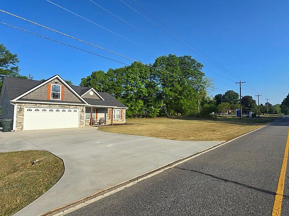 2nd image of 1693 Hannon Rd