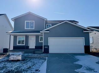 912 Knoll Dr, Norwalk, IA 50211