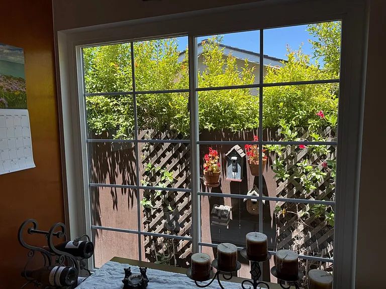 6246 Decanture St — Photo 32