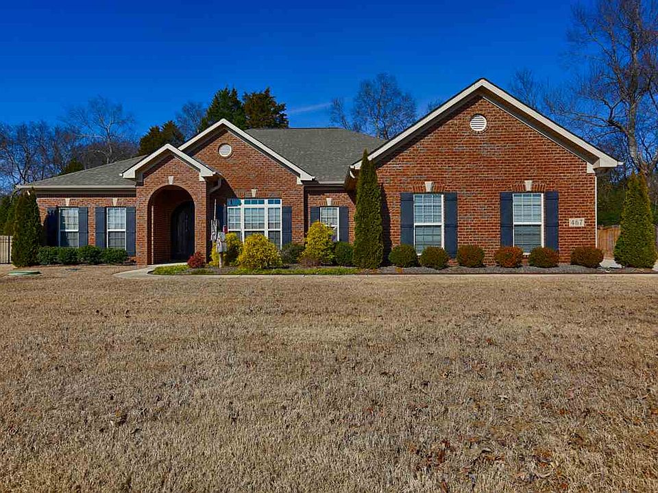 1st image of 467 Jasmine Dr