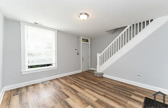 3006 Mathews St — Photo 4