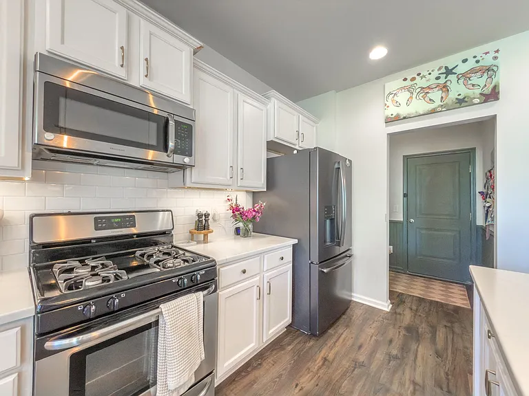 209 Yeamans Way — Photo 10