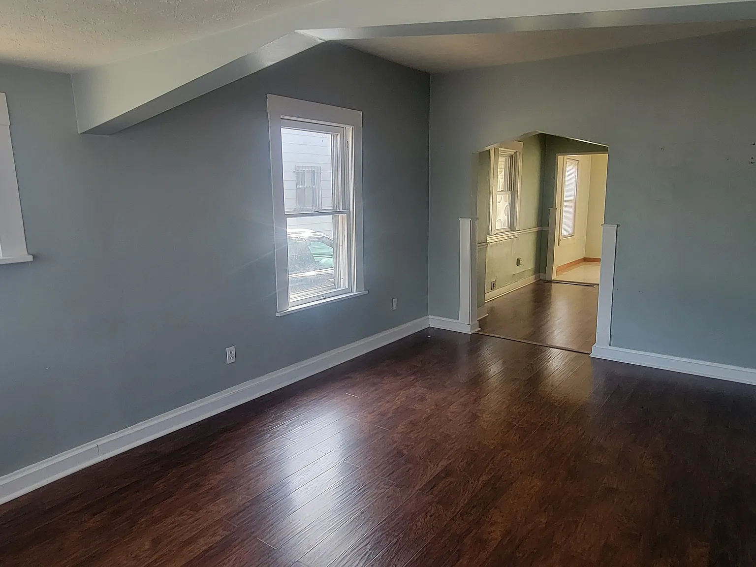 3 bed, 1062 sqft, $1,600 — Photo 3