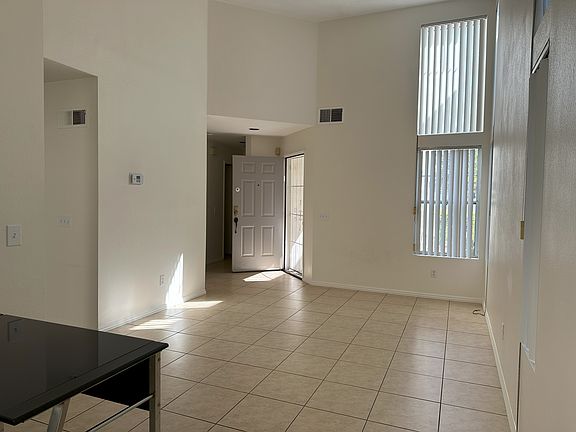 3rd image of 31632 Briarwood Pl