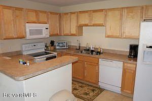 3rd image of 3116 Westwind Ave SE