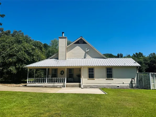 1003 SE County Road 4315, Winnsboro, TX 75494
