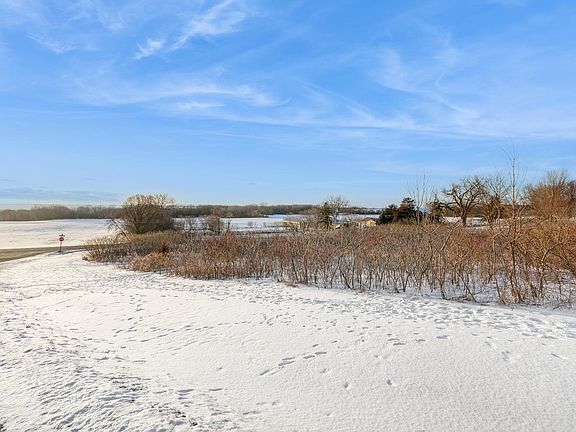 2nd image of N5571 Mapleview Ln