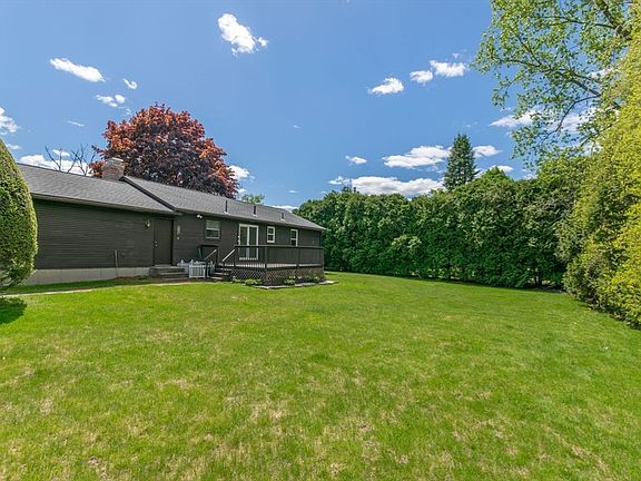 3rd image of 629 River Rd