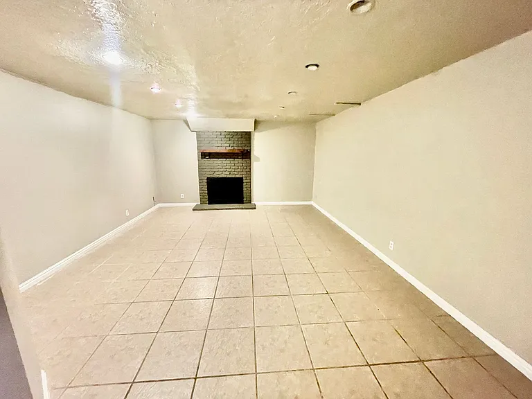 436 Belmont Dr — Photo 13