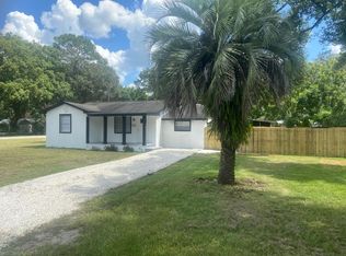 5612 16th St, Zephyrhills, FL 33542