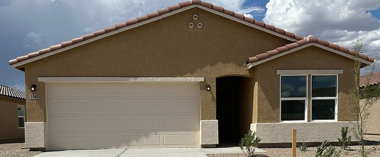 1st image of 2443 Vista Del Oro