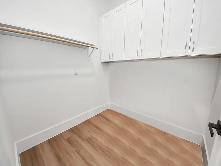 23855 Creekwood Dr — Photo 39