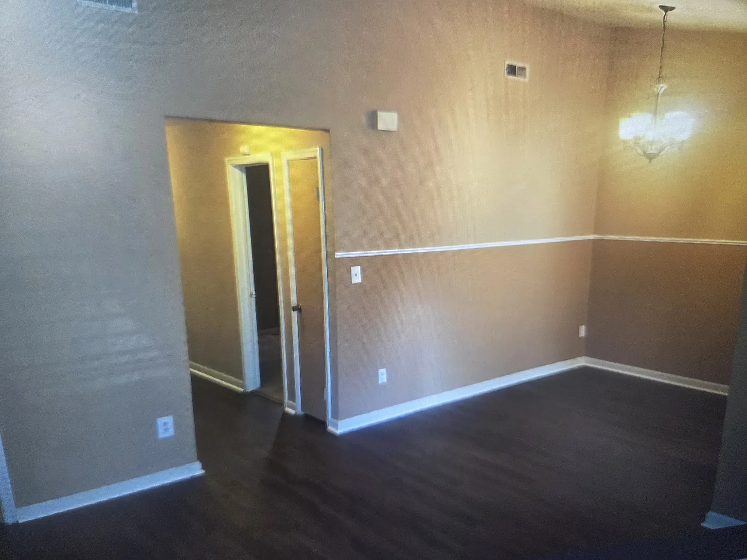 2 bed, 1000 sqft, $1,500 — Photo 3