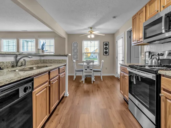 Windsong Place Apartments