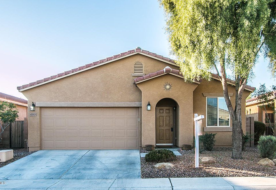 1st image of 42525 W Capistrano Dr