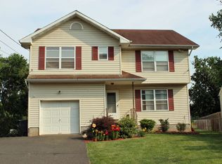 25 Ardmaer Dr, Bridgewater, NJ 08807