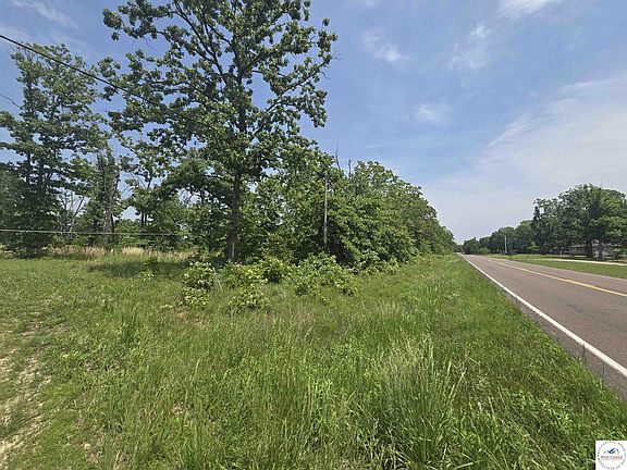 3rd image of 6 Highway 64