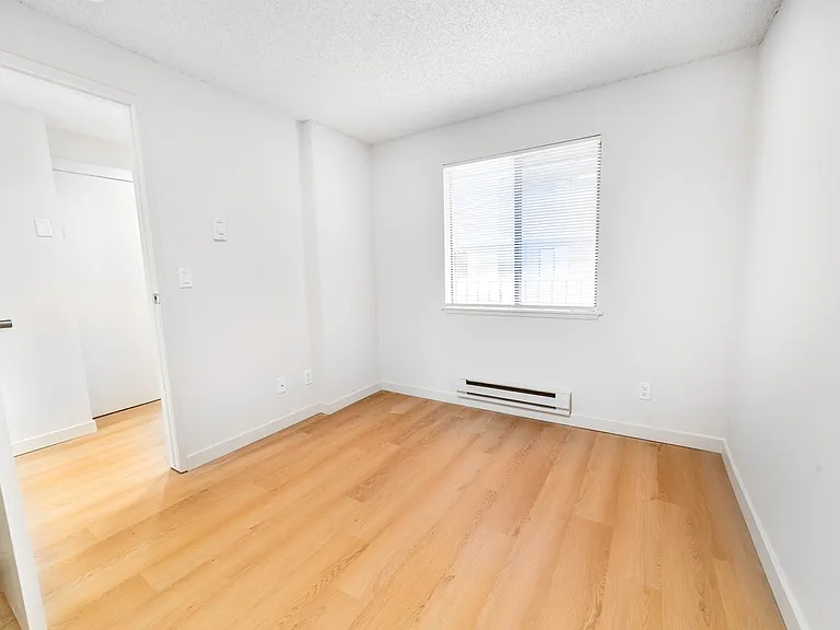 Greenlake Terrace Apartments — Photo 29